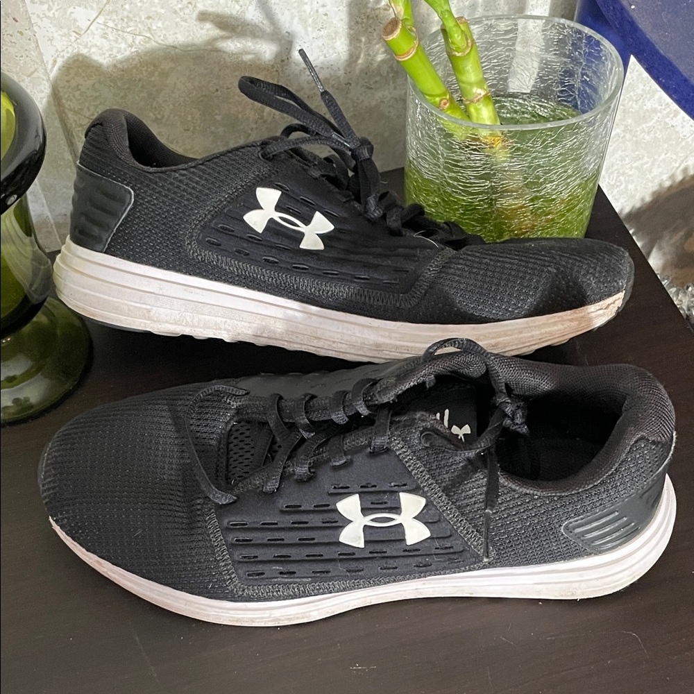 Under Armour Black Running Sneakers size 9